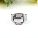 Check Out this Creative Stainless Steel Finger Ring Beer/ Bottle Opener/ Kichen Tool.Must Have for BEER DRINKERS!! BUY NOW!!